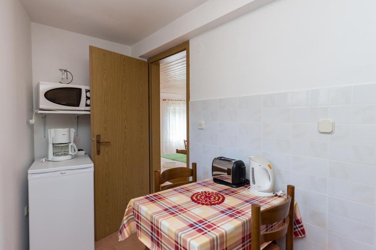 Apartments Miskovic Donje Celo Szoba fotó